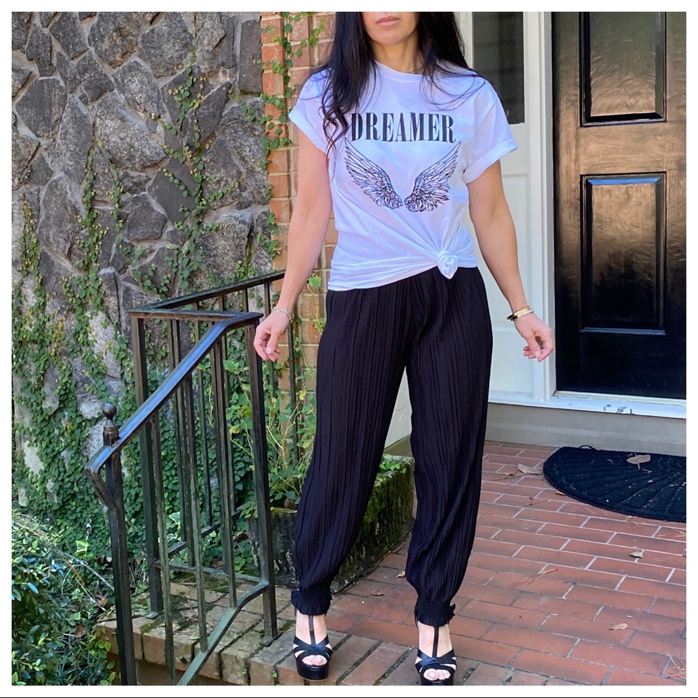 Chic Dreamer Graphic Tee - Picture 6 of 6
